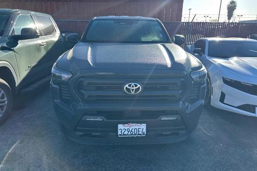 2025 Toyota Tacoma SR5