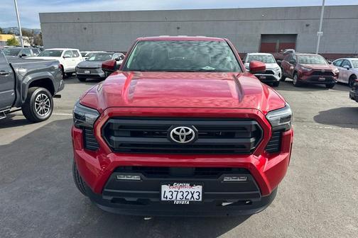 2025 Toyota Tacoma SR5