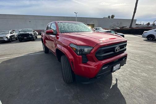 2025 Toyota Tacoma SR5