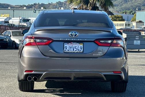 2024 Toyota Camry Hybrid SE