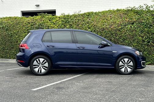 2019 Volkswagen e-Golf SEL Premium