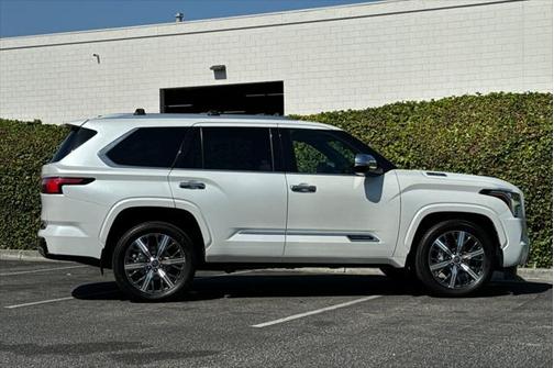 2023 Toyota Sequoia Capstone