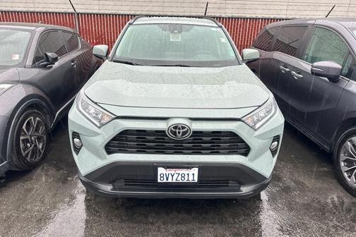 2021 Toyota RAV4 XLE