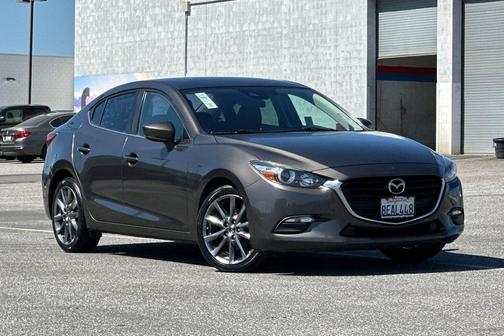 2018 Mazda Mazda3 Touring