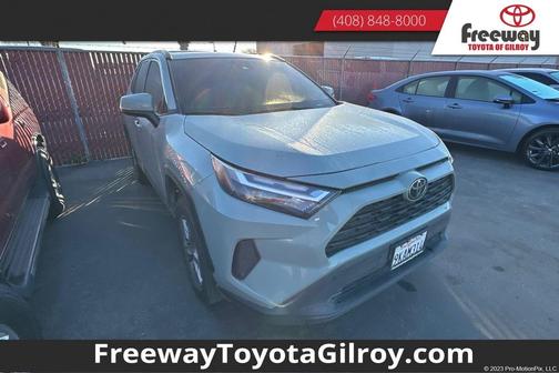 2023 Toyota RAV4 XLE