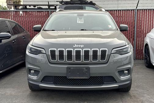 Sting-Gray Clearcoat 2020 Jeep Cherokee Limited