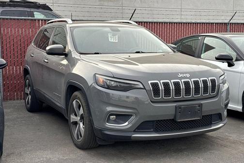 Sting-Gray Clearcoat 2020 Jeep Cherokee Limited