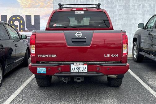 Red Alert 2006 Nissan Frontier LE Crew Cab