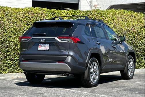 2025 Toyota RAV4 Limited
