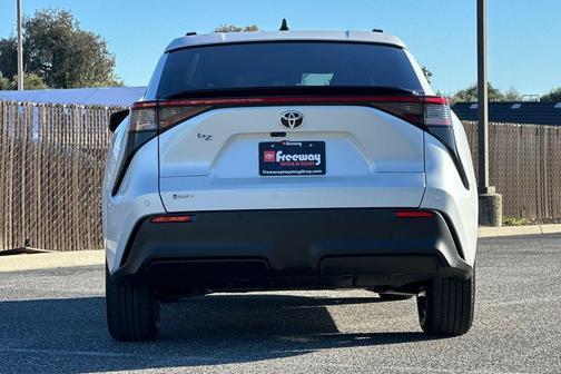 2026 Toyota bZ XLE Plus