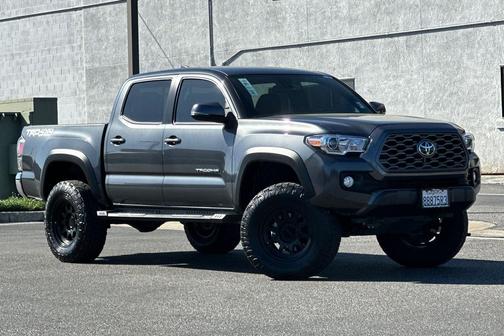 2023 Toyota Tacoma TRD Off Road