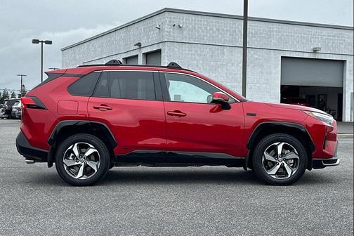 2023 Toyota RAV4 Prime SE