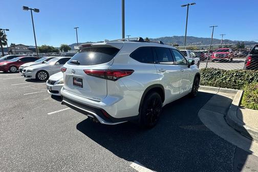 2023 Toyota Highlander XSE