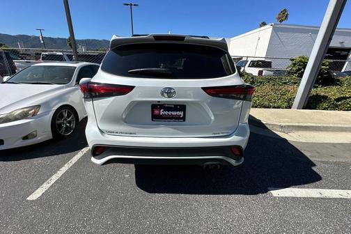 2023 Toyota Highlander XSE