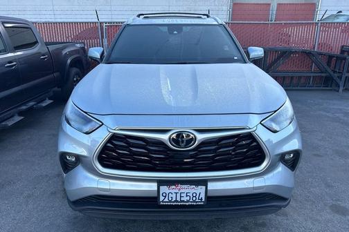 2023 Toyota Highlander XLE