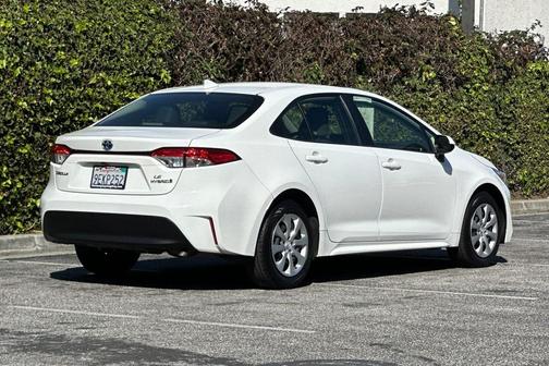 2023 Toyota Corolla Hybrid LE