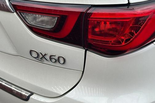 2018 INFINITI QX60 Base