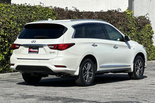 2018 INFINITI QX60 Base