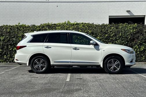 2018 INFINITI QX60 Base