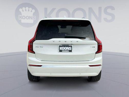 2025 Volvo XC90 Plug-In Hybrid T8 Ultra 7-Seater