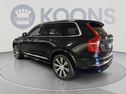 Onyx Black Metallic 2024 Volvo XC90 Recharge Plug-In Hybrid T8 Ultimate Bright Theme 7-Seater