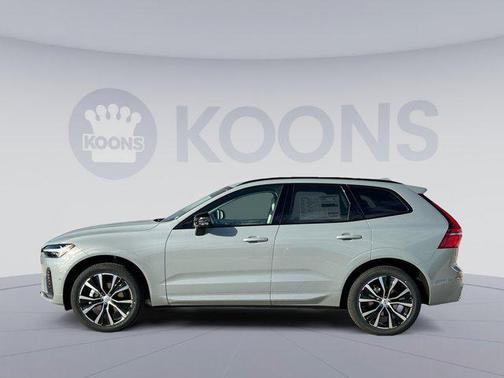 2025 Volvo XC60 B5 Plus