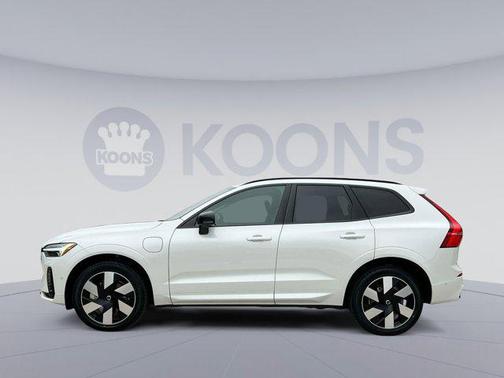 2024 Volvo XC60 Recharge Plug-In Hybrid T8 Plus Dark Theme