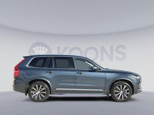 2023 Volvo XC90 B6 Plus 7-Seater