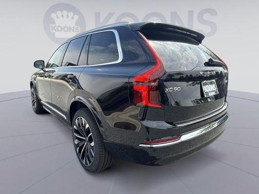 Onyx Black Metallic 2026 Volvo XC90 Plug-In Hybrid Plus, T8 AWD, Electric/Gasoline, Bright, 6 Seats