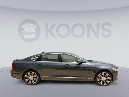 2023 Volvo S90 B6 Ultimate