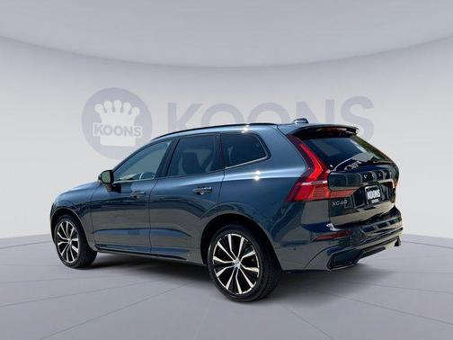 Denim Blue Metallic 2023 Volvo XC60 B5 Plus Dark Theme