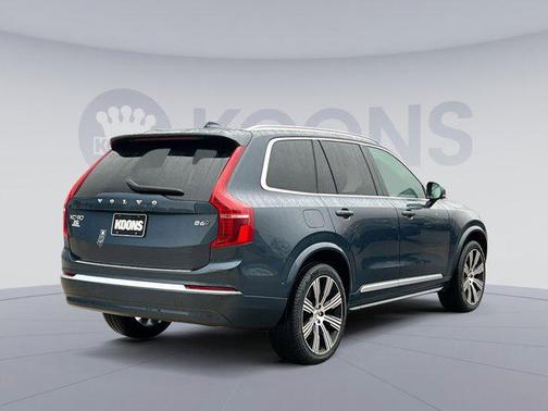 2025 Volvo XC90 B6 Plus 7-Seater