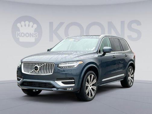2025 Volvo XC90 B6 Plus 7-Seater