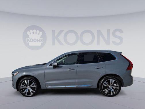 2023 Volvo XC60 B5 Plus Bright Theme