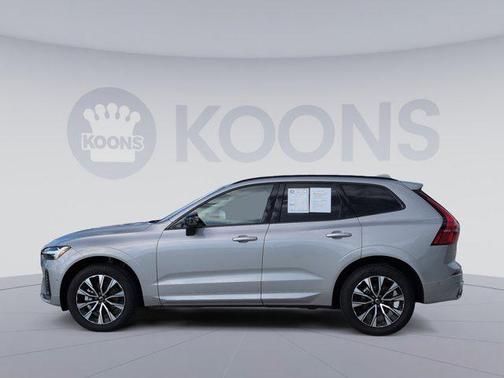 2025 Volvo XC60 Plus