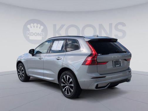 2025 Volvo XC60 Plus