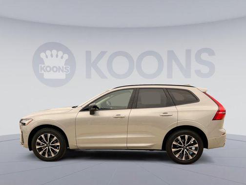 2025 Volvo XC60 Plus