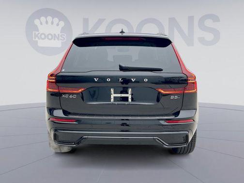 2026 Volvo XC60 B5 Ultra
