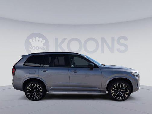 2026 Volvo XC90 B6 Ultra Dark Theme 7-Seater