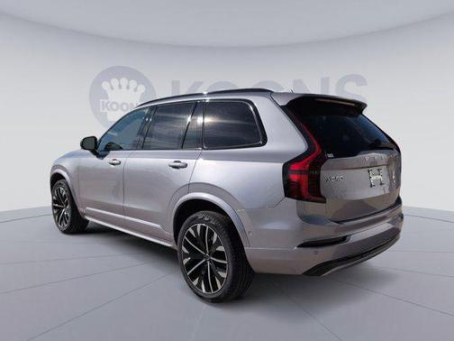 2026 Volvo XC90 B6 Ultra Dark Theme 7-Seater