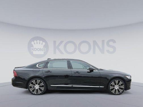 2023 Volvo S90 B6 Ultimate
