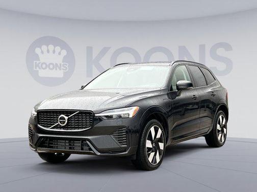 2025 Volvo XC60 Plug-In Hybrid T8 Plus