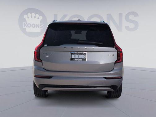 2026 Volvo XC90 B6 Ultra Dark Theme 7-Seater