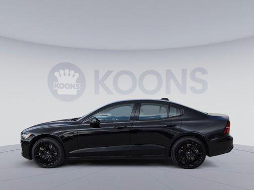 2024 Volvo S60 Recharge Plug-In Hybrid T8 Plus Black Edition