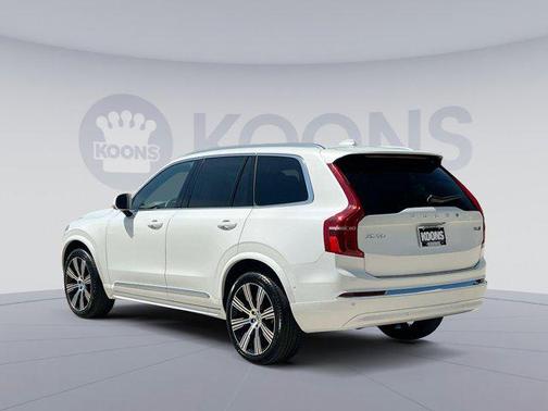 2023 Volvo XC90 B6 Ultimate 7-Seater