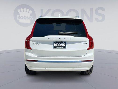 2023 Volvo XC90 B6 Ultimate 7-Seater