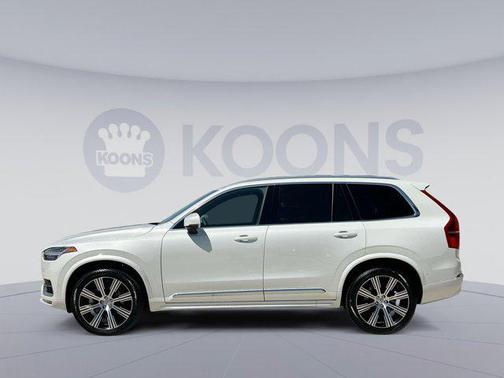 2023 Volvo XC90 B6 Ultimate 7-Seater