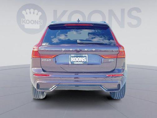 2026 Volvo XC60 B5 Plus