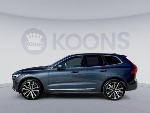 2023 Volvo XC60 B6 Ultimate Bright Theme