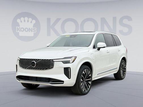 2025 Volvo XC90 Plug-In Hybrid T8 Ultra 7-Seater